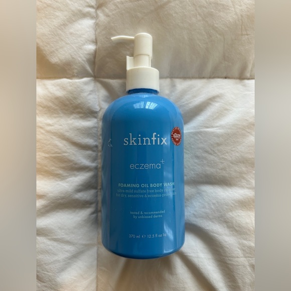 Skincare Skinfix Eczema Foaming Oil Body Wash Poshmark